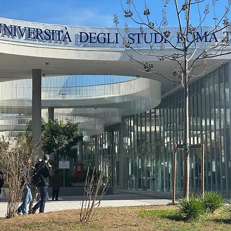 Ostiense - San Paolo Garbatella - Universita 3 Rom